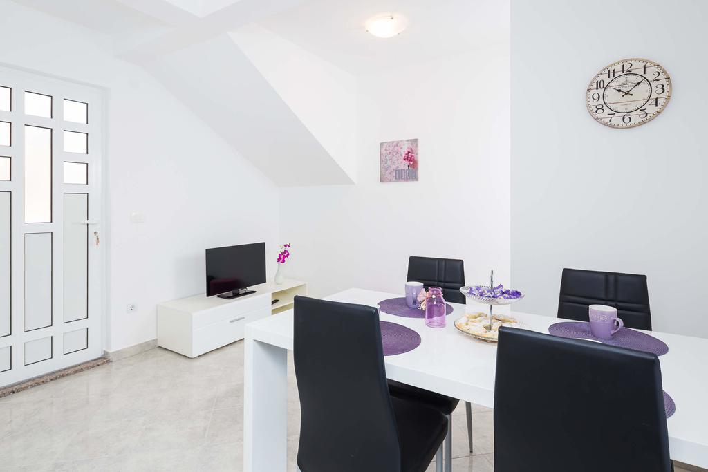 Apartments Sucic 세비드 객실 사진